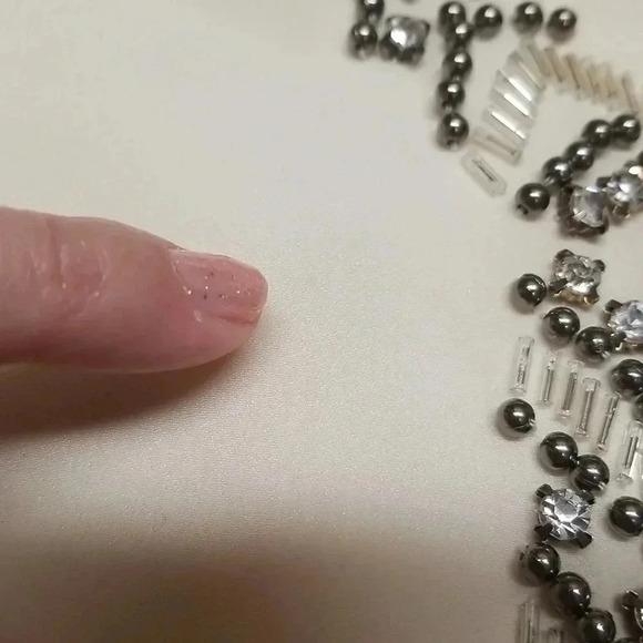 {WD.NY} Women's Embellished Sleveless Blouse - Picture 11 of 12